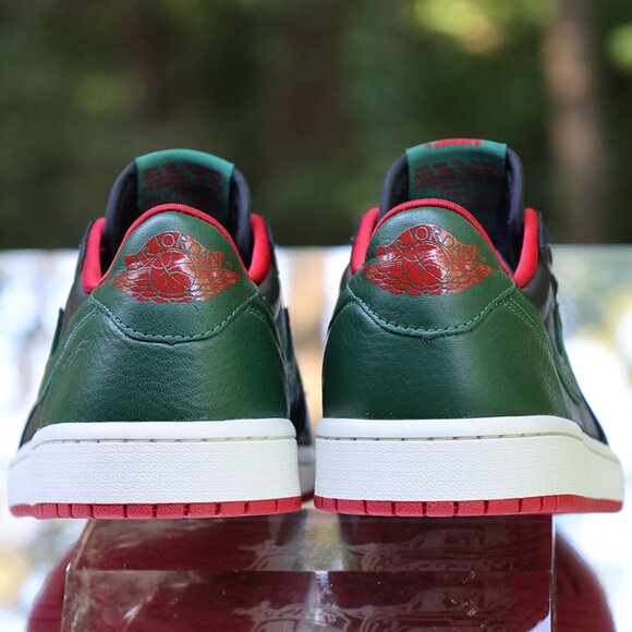 Jordan 1 Retro Low OG Black Gorge Green - Picture 10 of 14